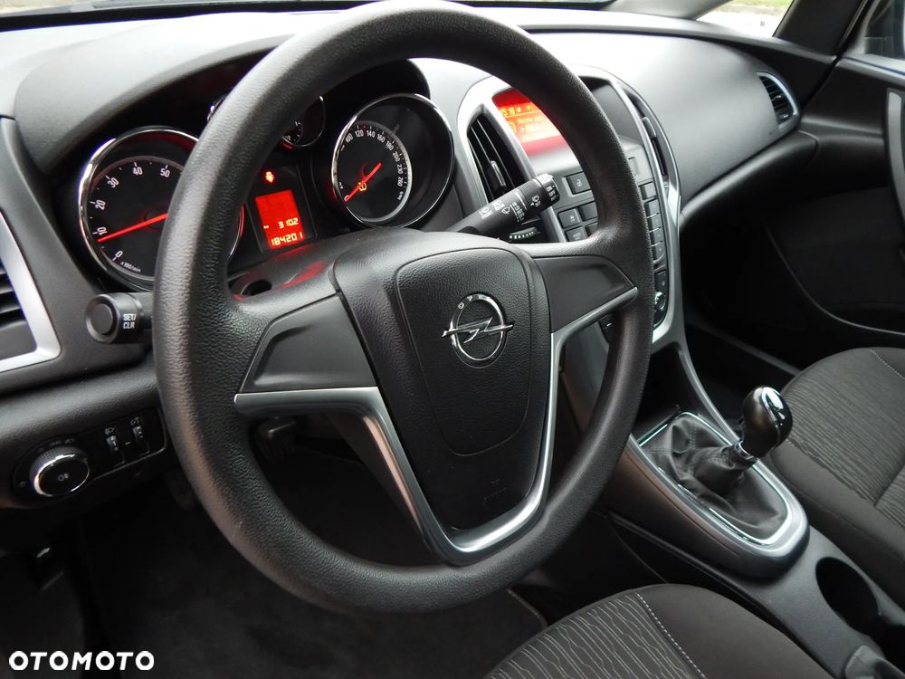 Opel Astra 1.6 Enjoy - 13