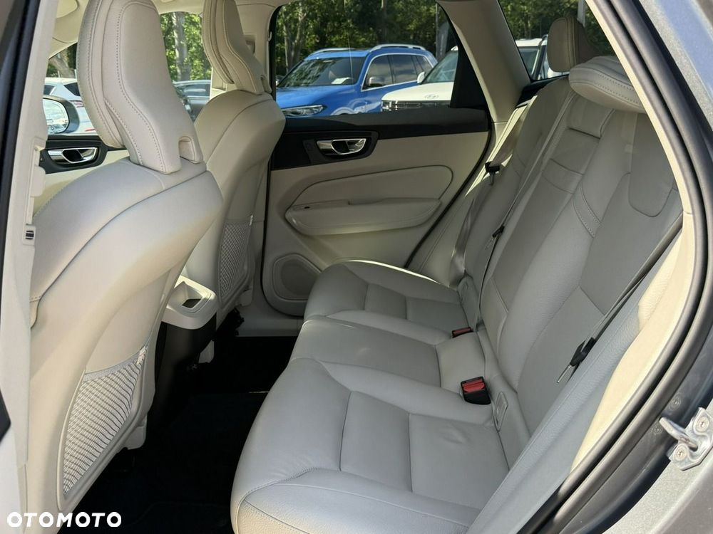Volvo XC 60 - 18