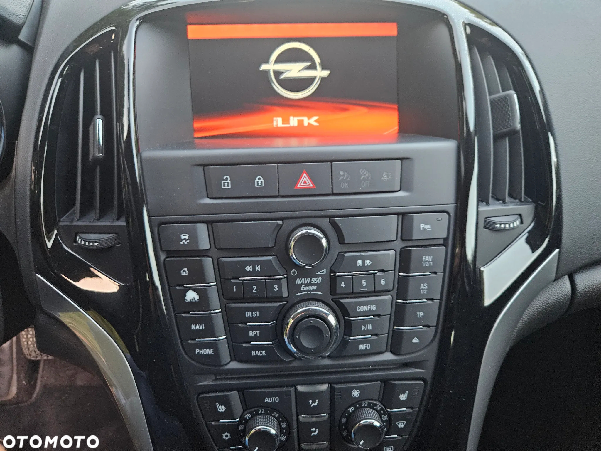 Opel Astra 2.0 CDTI Exklusiv - 31