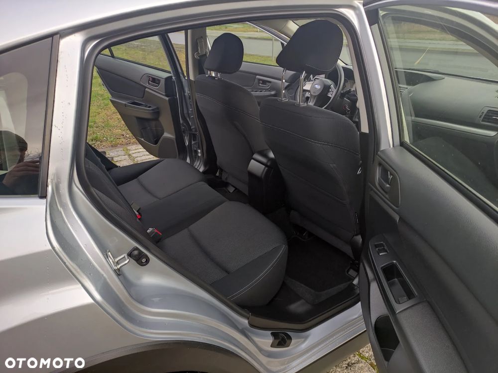 Subaru XV 2.0i Lineartronic Active - 15