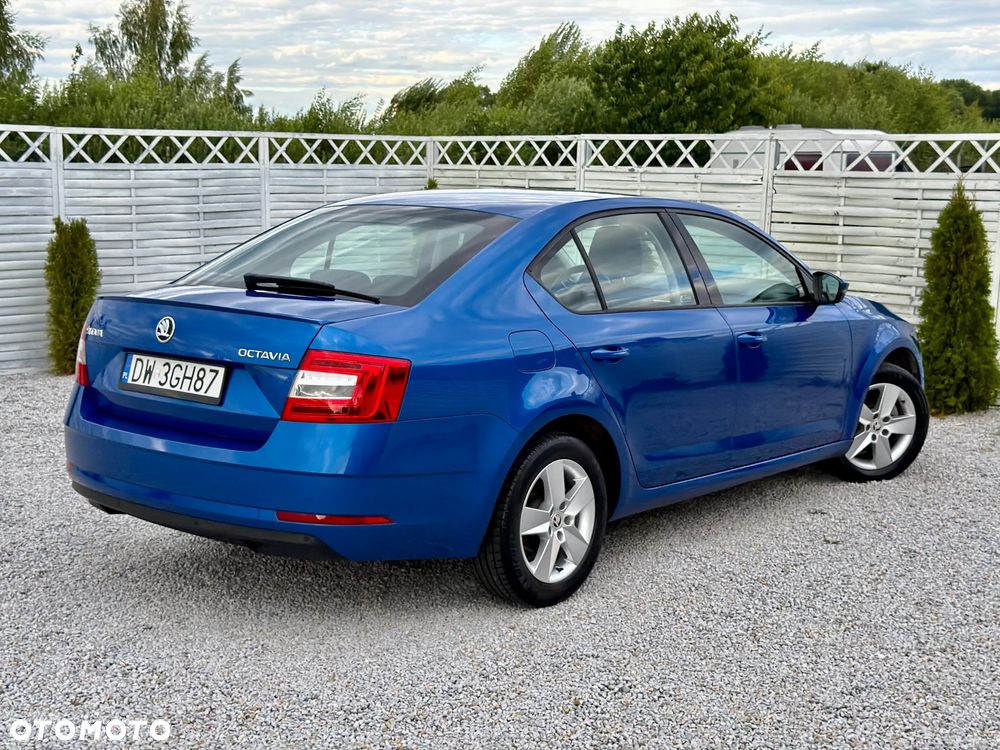 Skoda Octavia 1.5 TSI ACT Style DSG - 3
