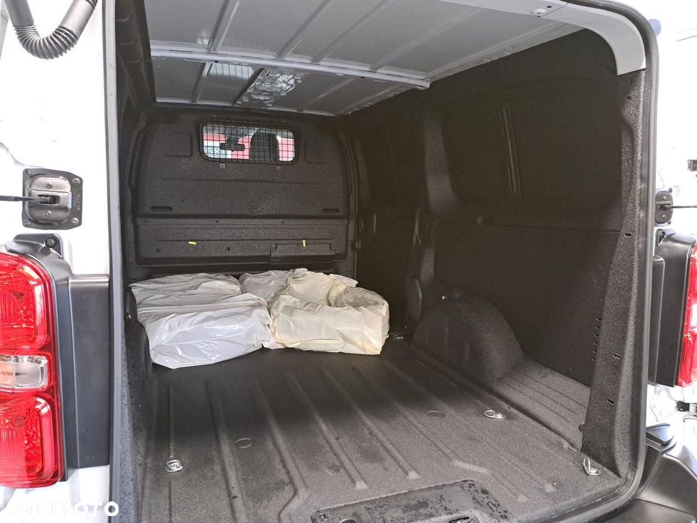 Toyota PROACE - 11