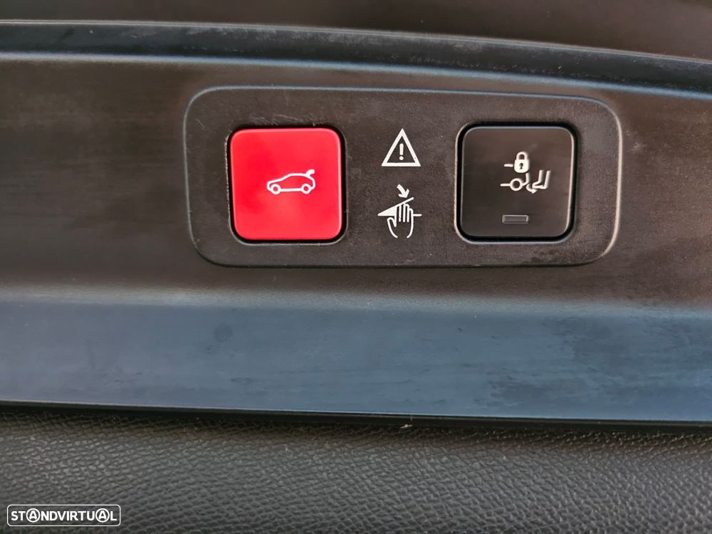 Peugeot 5008 1.5 BlueHDi Allure Pack EAT8 - 12