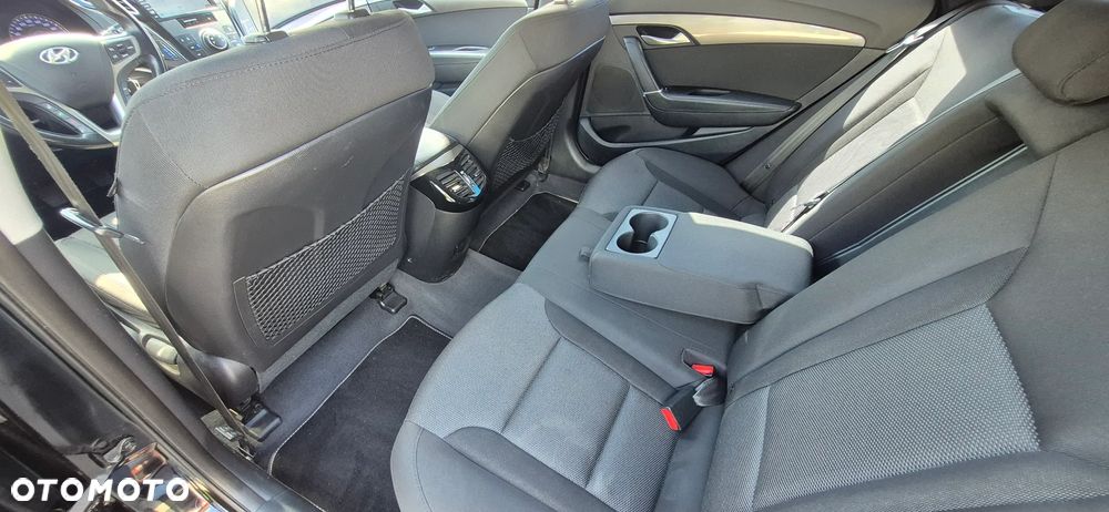 Hyundai i40 Kombi 1.6 Trend - 10