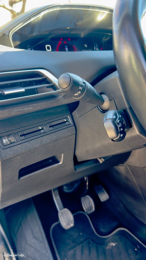 Peugeot 3008 PureTech 130 Stop & Start GPF Active Business-Pack - 11