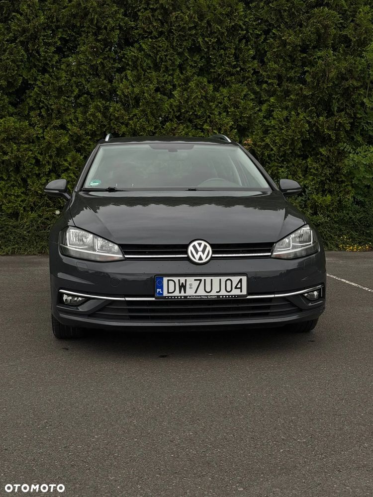Volkswagen Golf - 5
