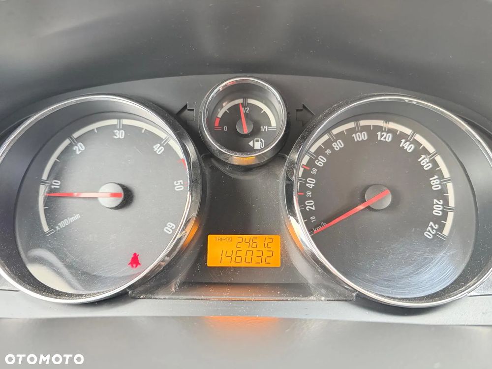 Opel Antara 2.0 CDTI Cosmo - 22