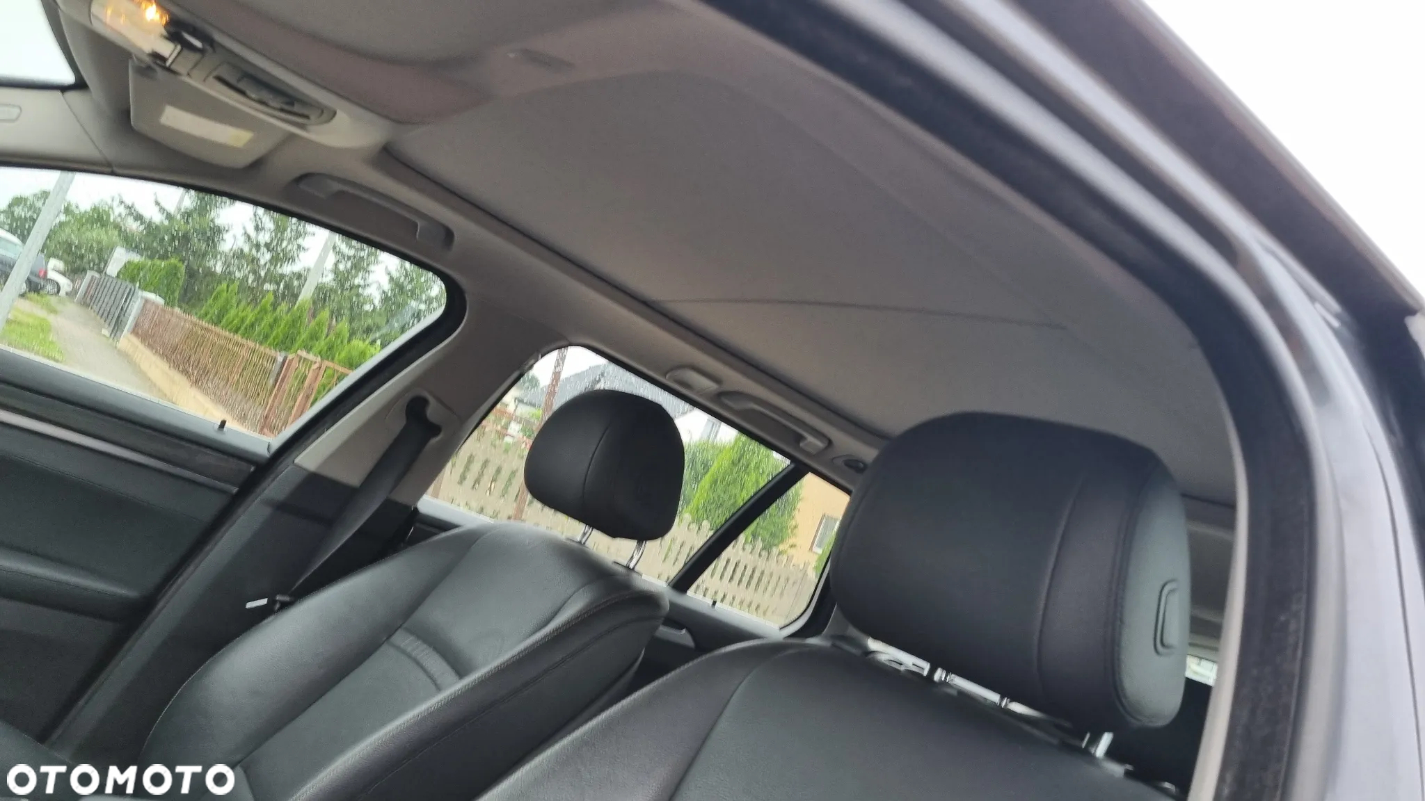 BMW Seria 5 520d Luxury Line - 36