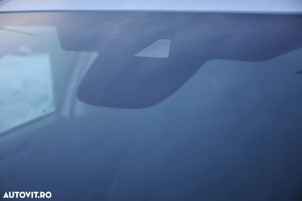 Ford Focus 1.5 TDCi Powershift Titanium - 30