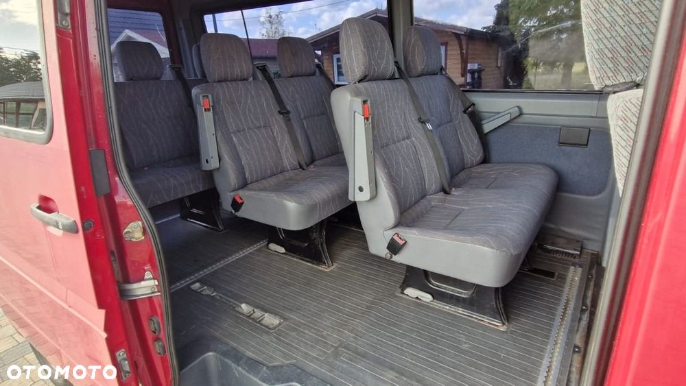 Mercedes-Benz SPRINTER - 11