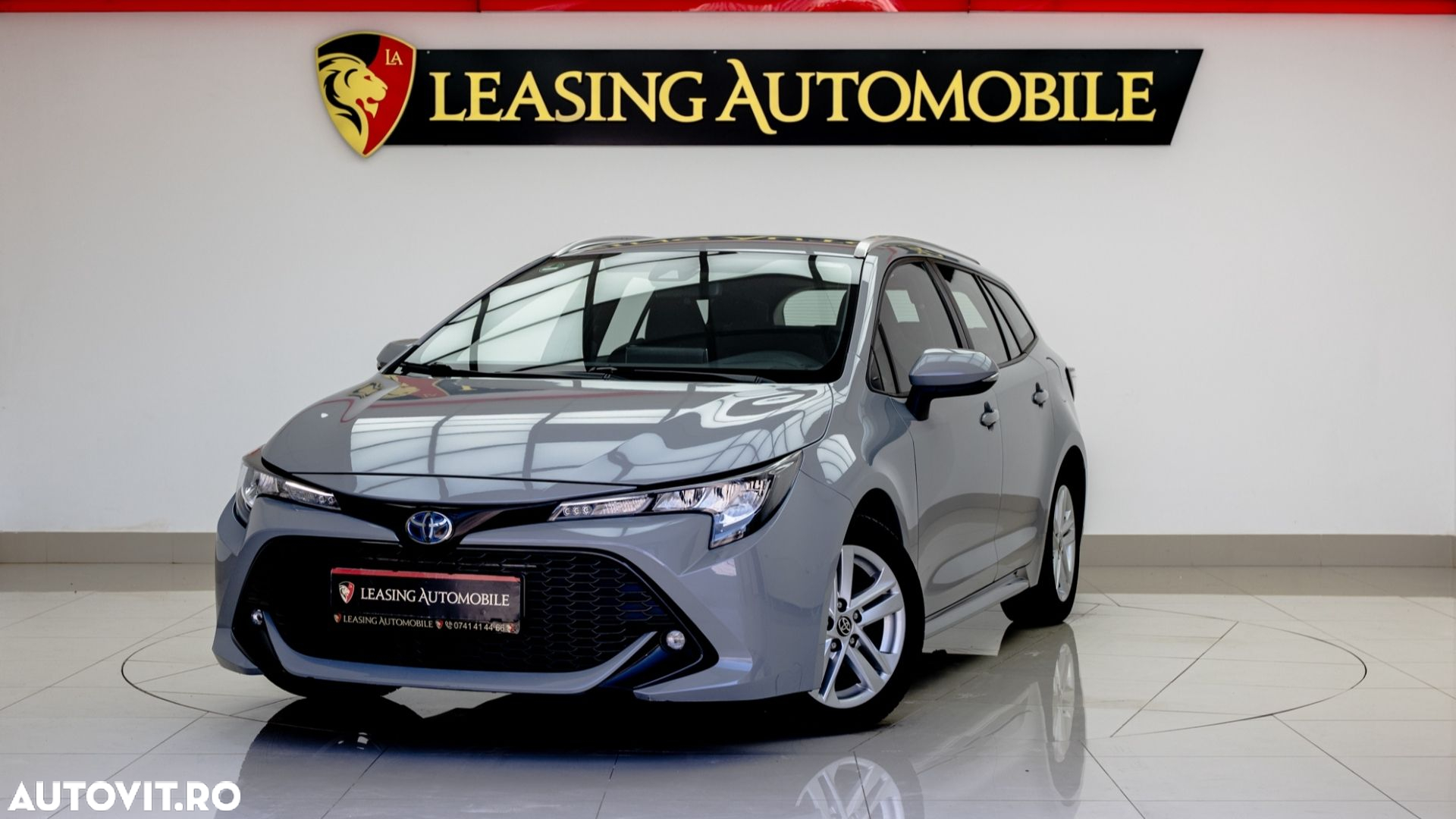 Toyota Corolla 1.8 Hybrid Touring Sports Business Edition - 2