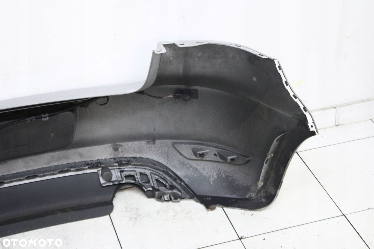 VW GOLF VI 6 HB 2008R- ZDERZAK TYŁ TYLNY PDC LA7W - KOD LAKIERU - 8