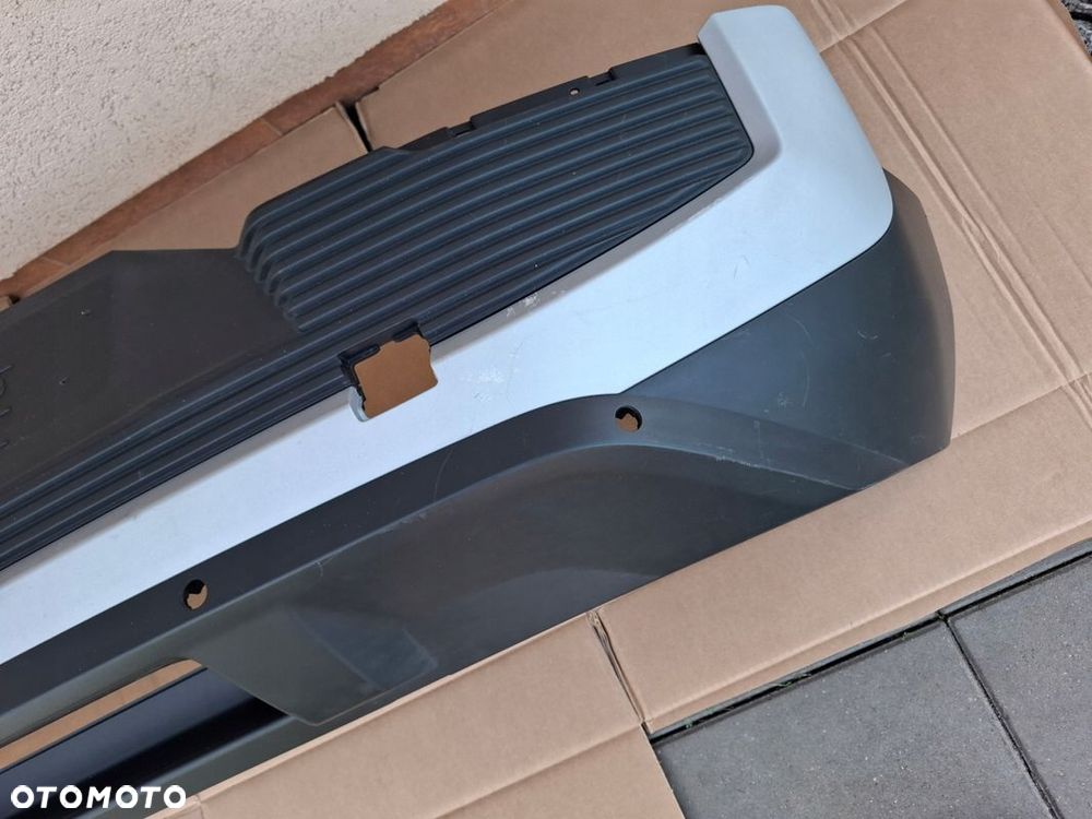 ZDERZAK TYŁ FORD EXPLORER EV ORYGINAŁ - 6