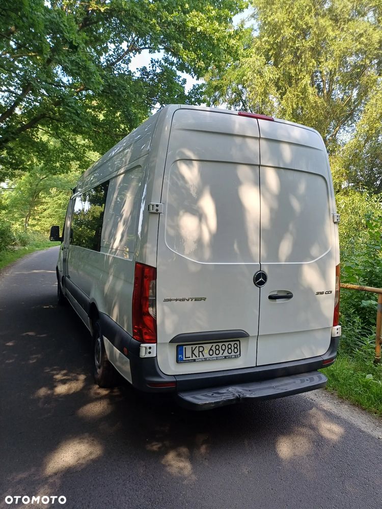 Mercedes-Benz Sprinter - 29