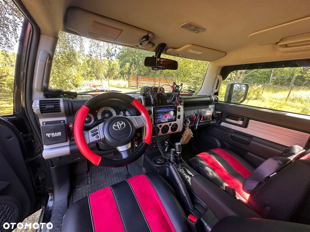 Toyota FJ Cruiser 4.0 4x4 - 10