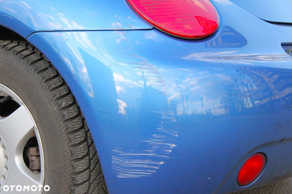 Volkswagen New Beetle - 13