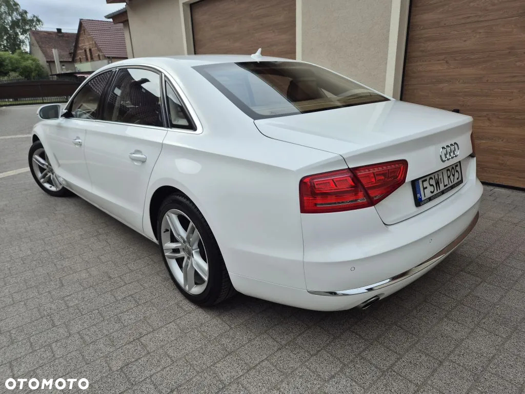 Audi A8 4.2 TDI L Quattro - 2