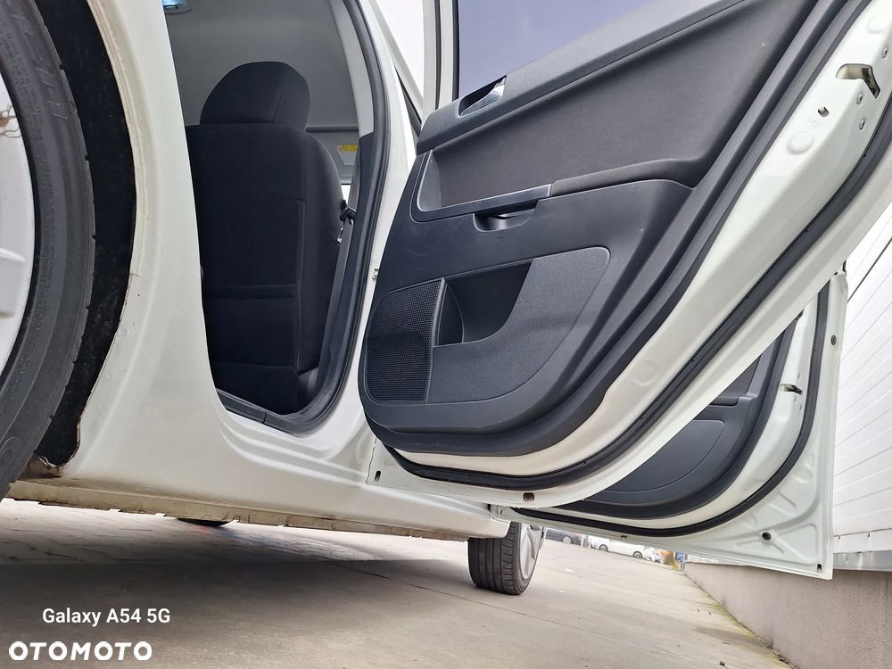 Mitsubishi Lancer 1.5 - 15