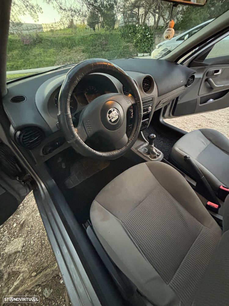 SEAT Ibiza - 5