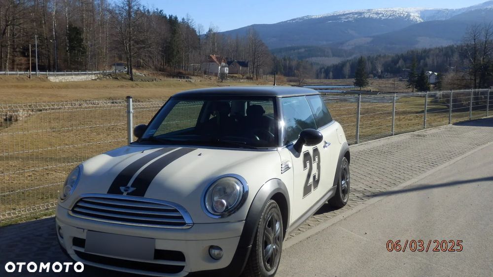 MINI Cooper - 1