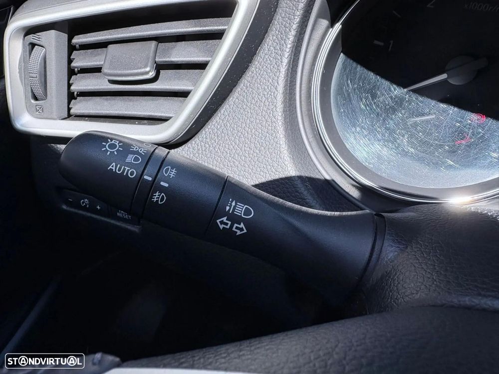 Nissan Qashqai 1.5 dCi Tekna Premium 17 Alcantara - 42