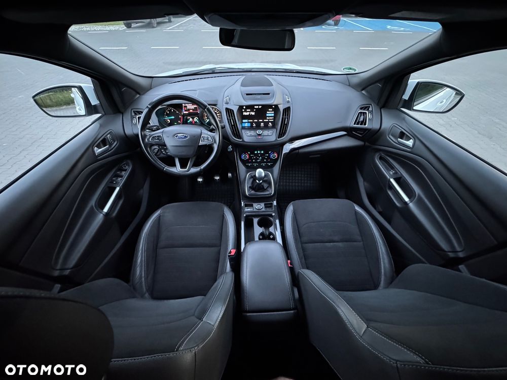 Ford Kuga 2.0 TDCi 4x4 ST-Line - 15
