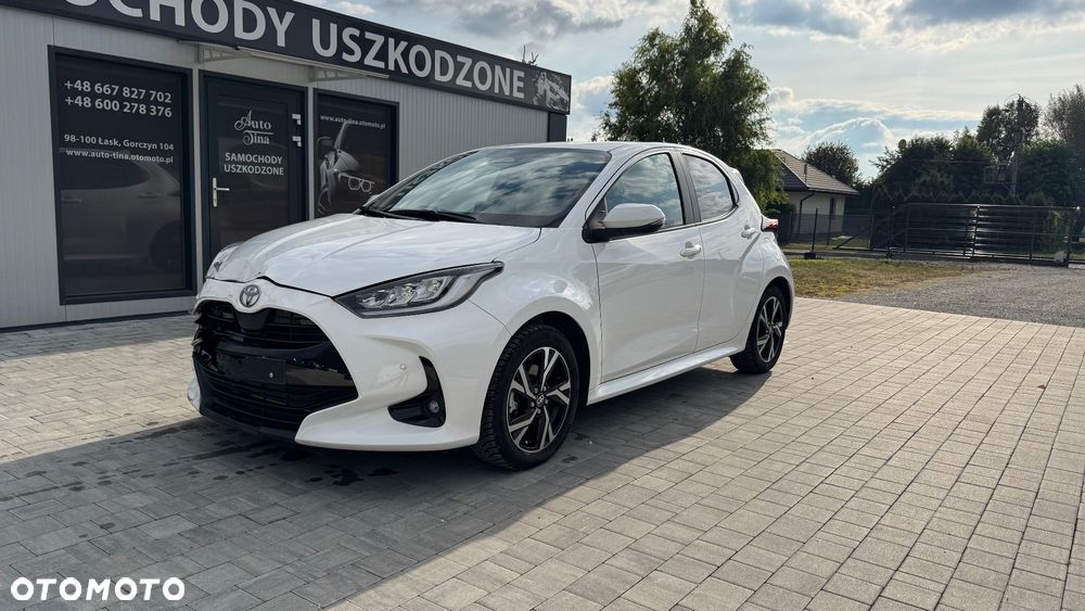 Toyota Yaris Hybrid 1.5 Style - 11