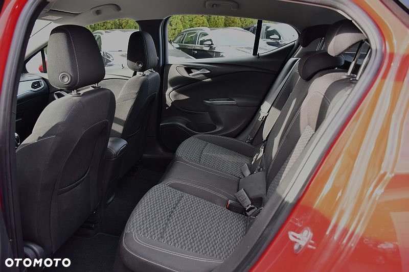 Opel Astra 1.4 Turbo Innovation - 20