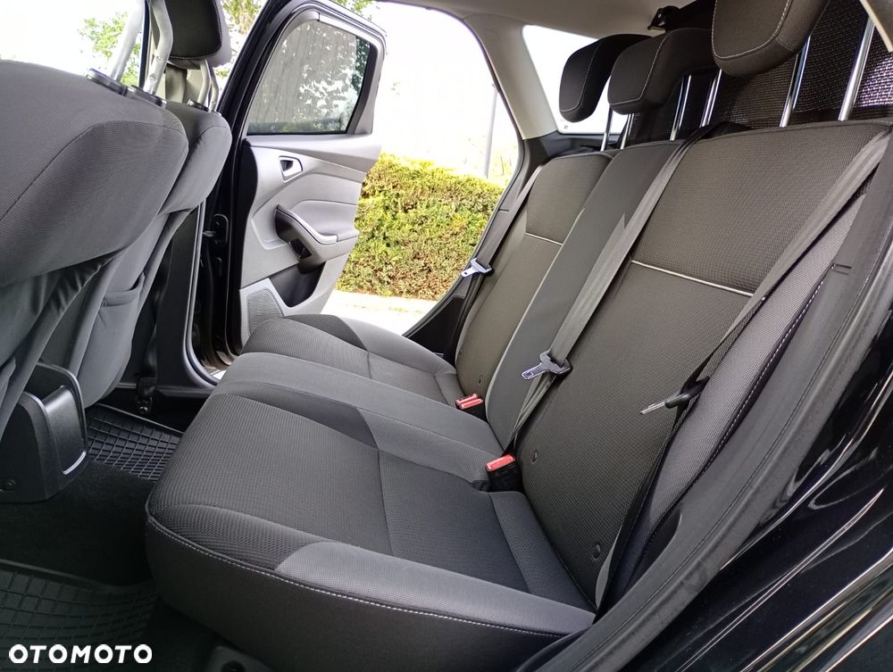 Ford Focus - 11
