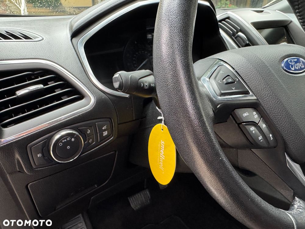 Ford Edge 2.0 EcoBlue Twin-Turbo 4WD Titanium - 23