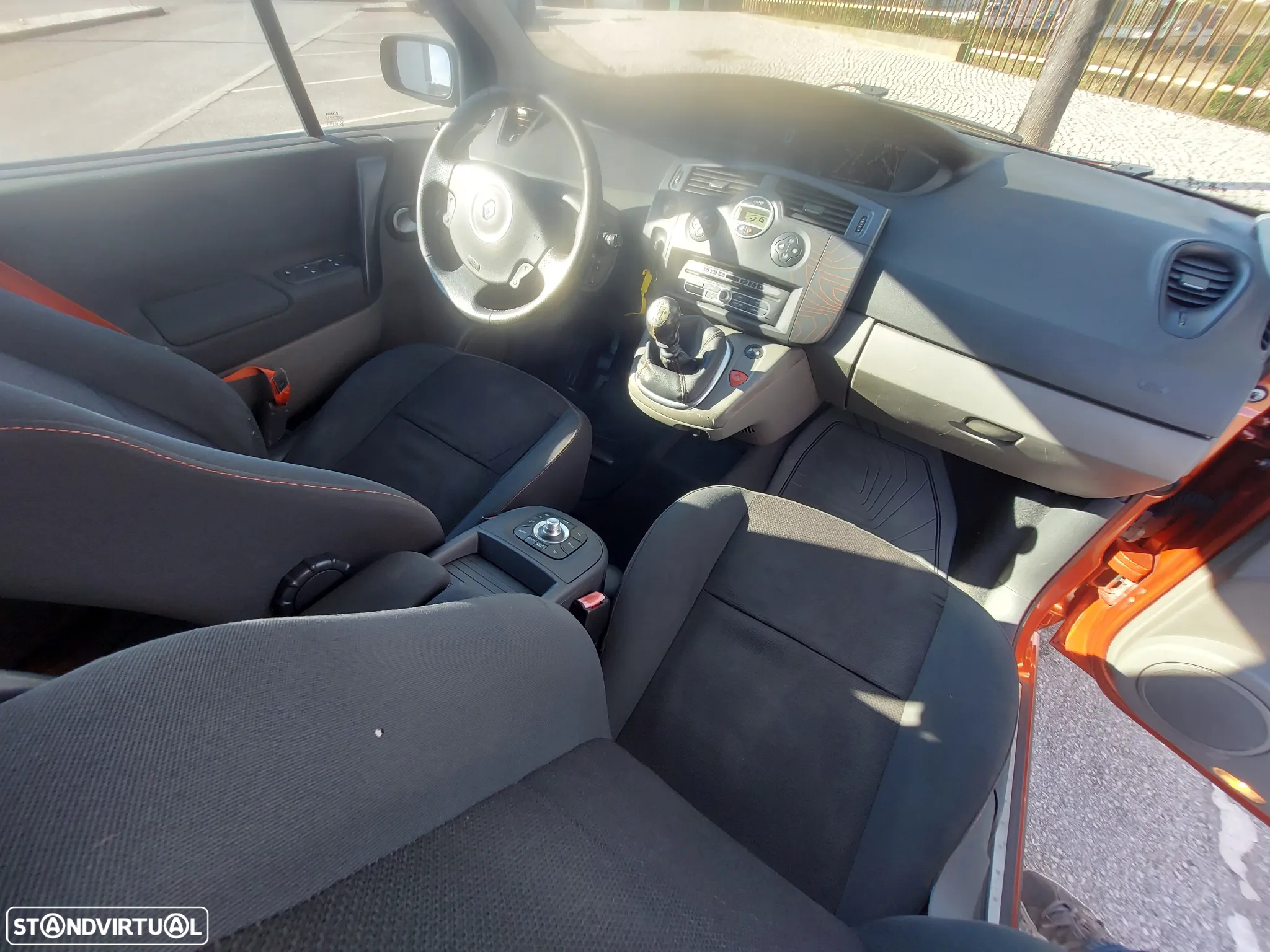 Renault Scénic 1.5 dCi Conquest - 12