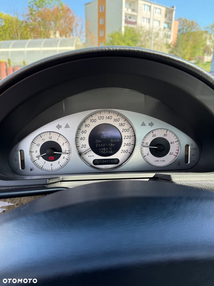 Mercedes-Benz Klasa E 220 CDI Automatik Avantgarde - 22