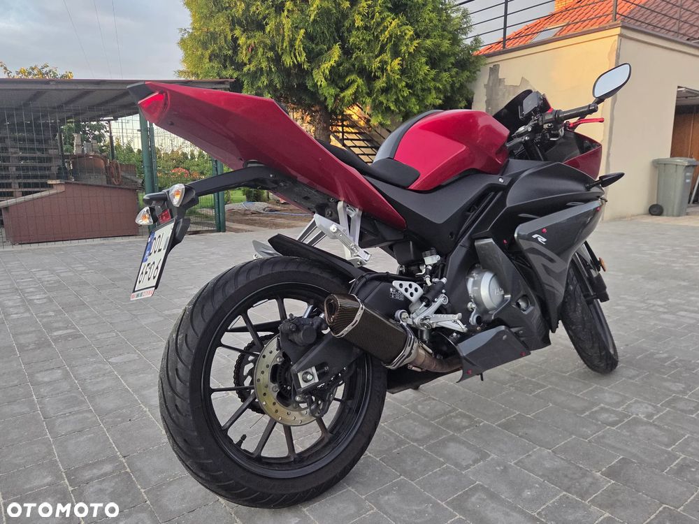 Yamaha YZF - 3