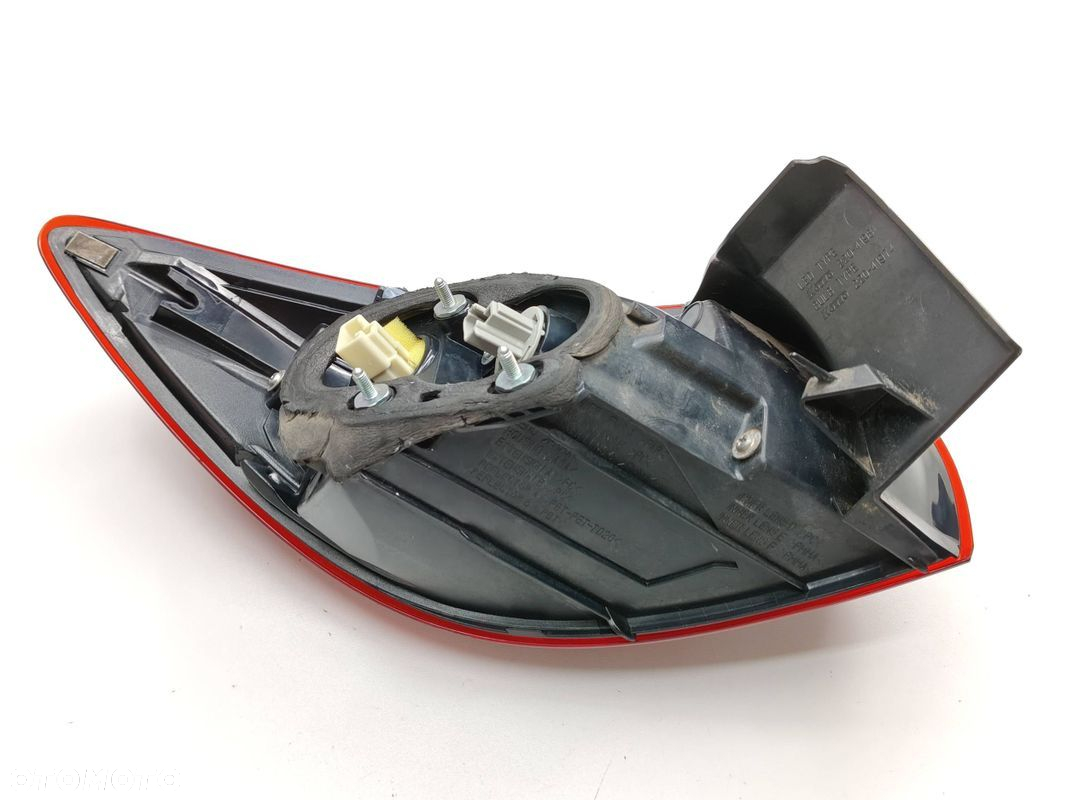 LAMPA PRAWY TYŁ PRAWA TYLNA MAZDA 3 III 220-41981 - 5