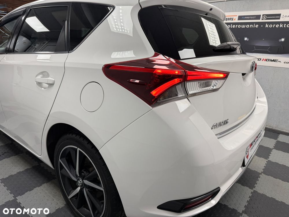 Toyota Auris - 21