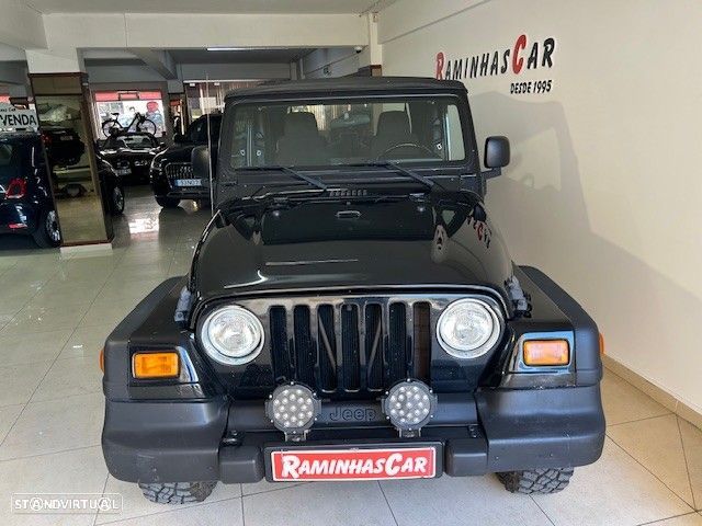 Jeep Wrangler 2.4 - 4