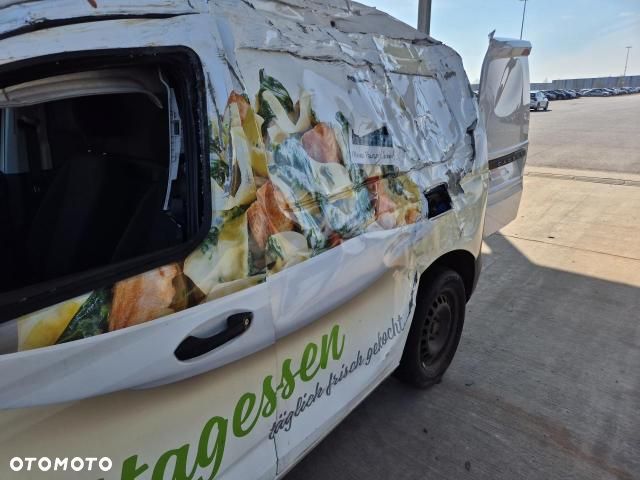 Volkswagen Caddy - 12