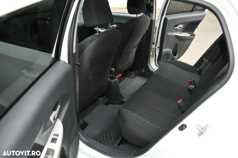 Toyota Urban Cruiser 1.33 4x2 Town - 13