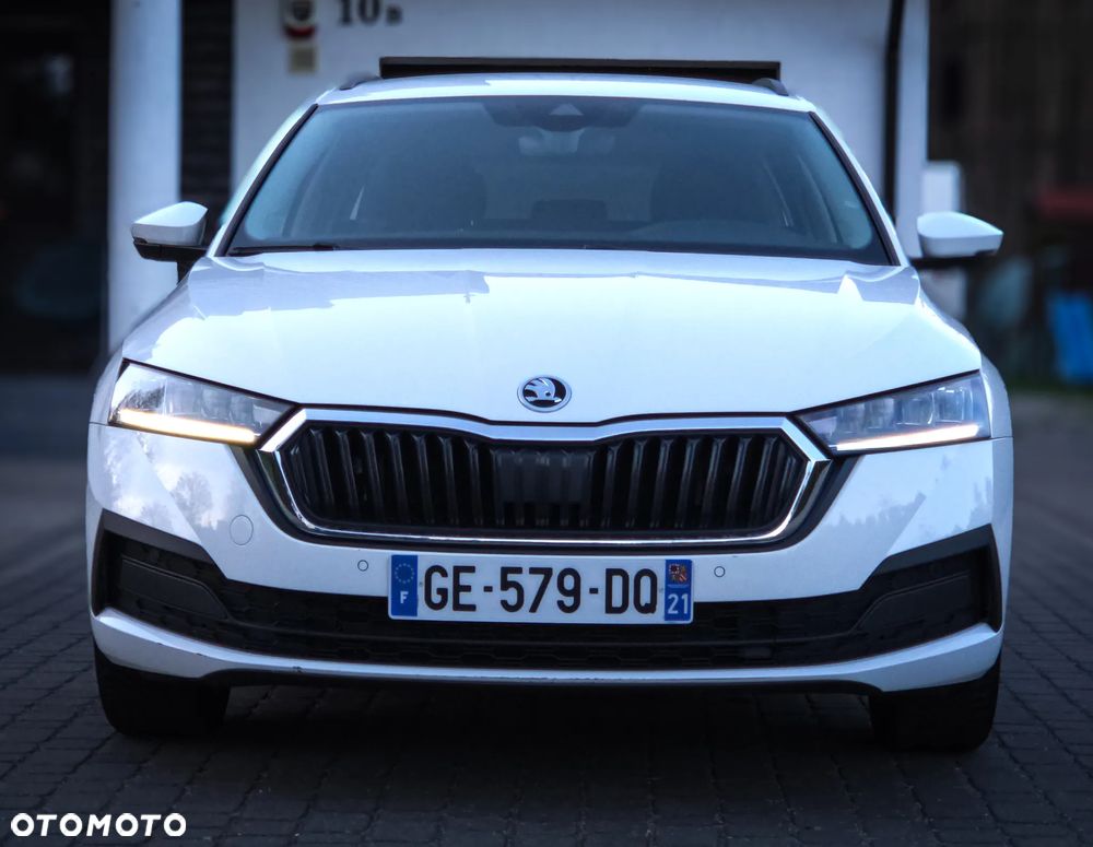 Skoda Octavia 2.0 TDI DSG Edition - 12