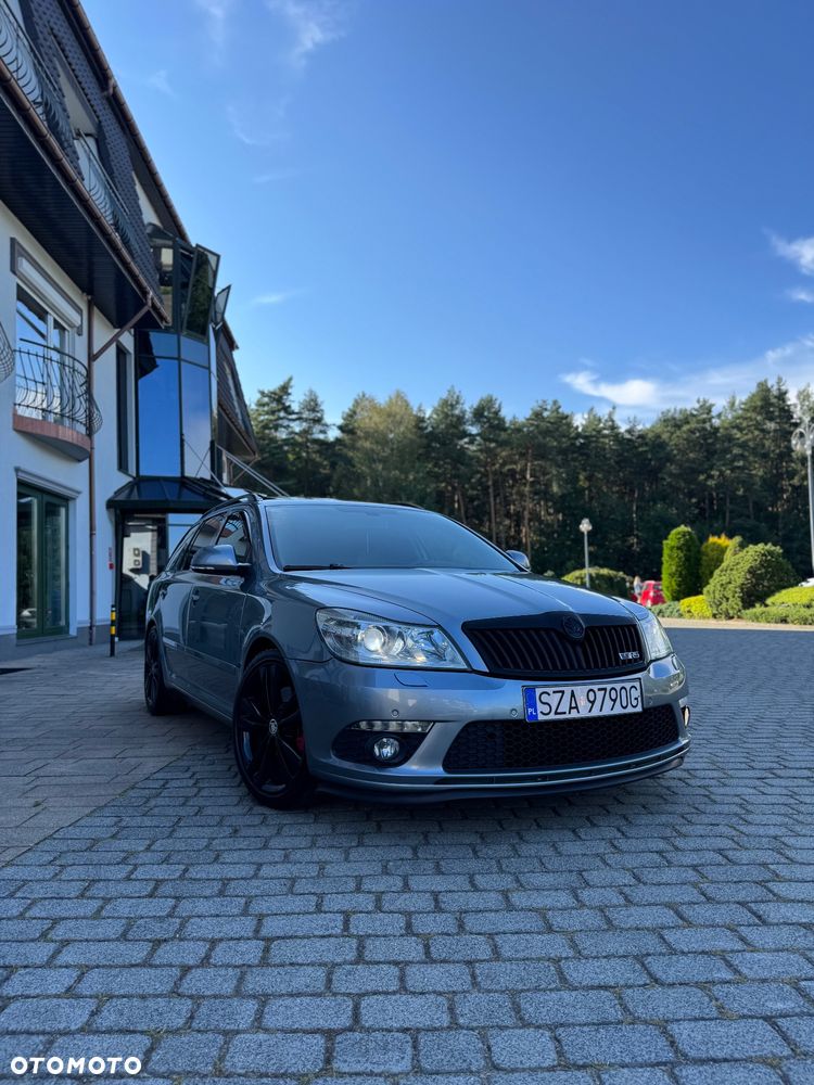 Skoda Octavia 2.0 TDI DPF RS DSG - 11