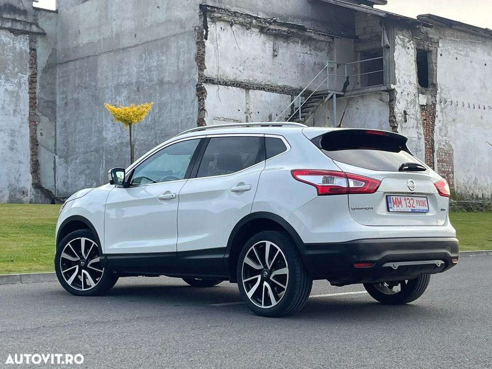 Nissan Qashqai 1.5 DCI Start/Stop Tekna - 16