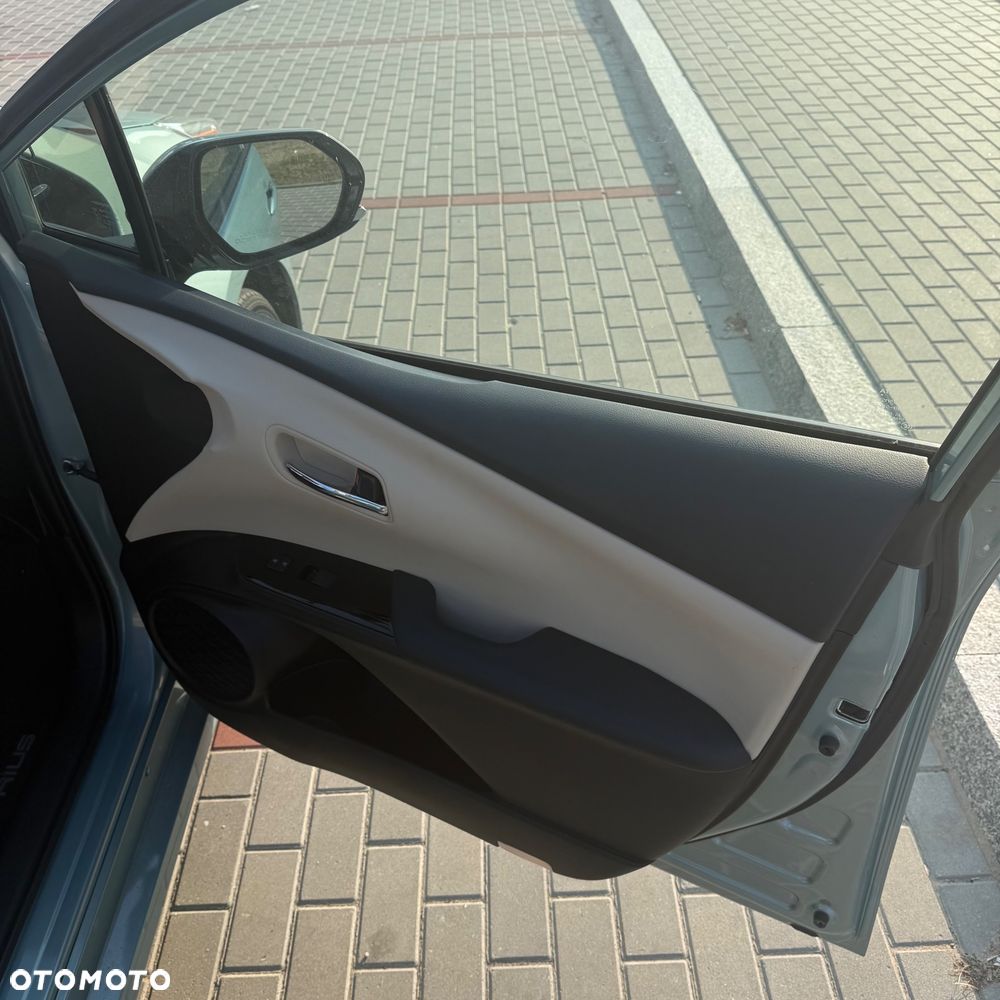 Toyota Prius - 11