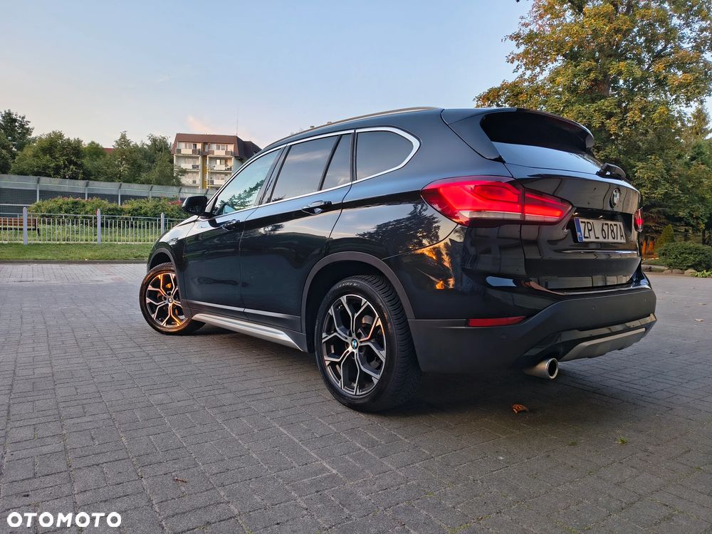 BMW X1 sDrive18i xLine - 6