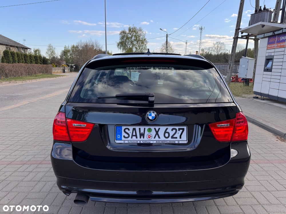 BMW Seria 3 318d DPF Edition Sport - 8