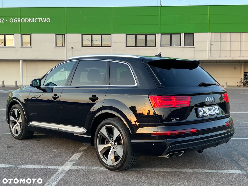 Audi Q7 - 8