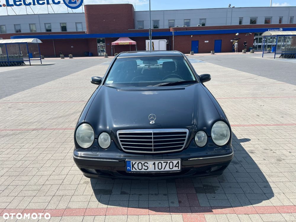 Mercedes-Benz Klasa E - 2
