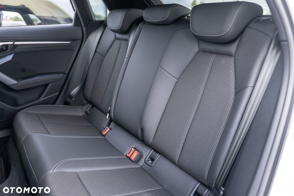 Audi A3 Sportback - 16