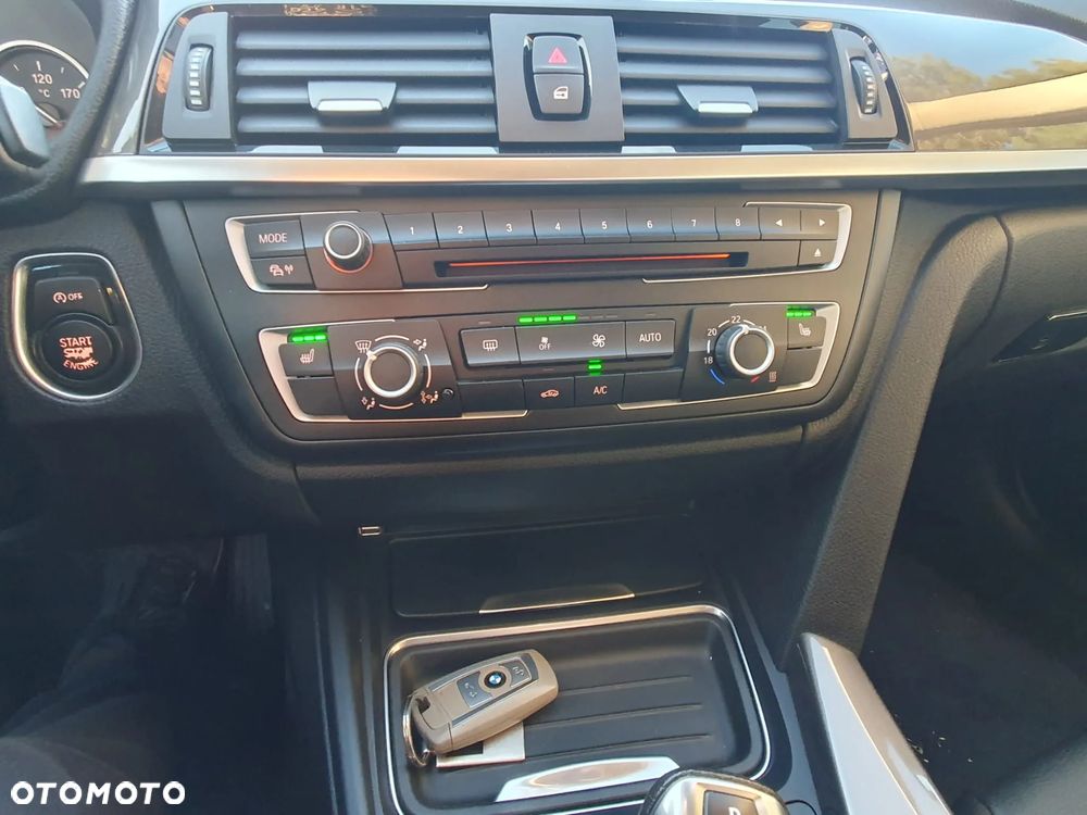BMW Seria 3 316i Modern Line - 11