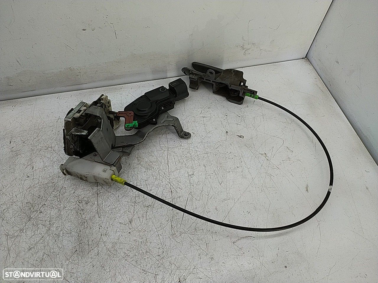 Fecho Porta  Tras Esquerdo Peugeot 107 (Pm_, Pn_) - 1