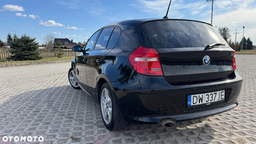 BMW Seria 1 118d DPF - 10